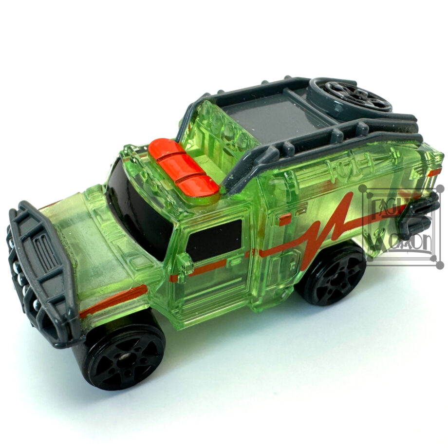 Micro Machines Transformers Ratchet chase